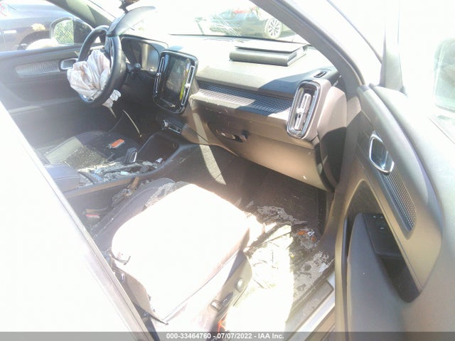 2021 Volvo XC40, VIN: YV4162UM4M2409492