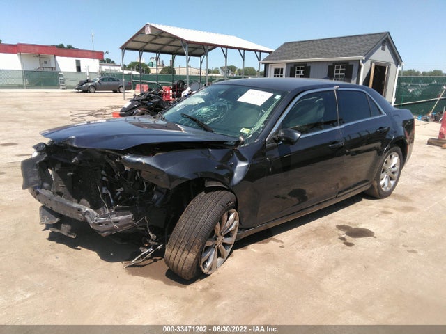2C3CCARG9KH671647 Chrysler 300 Touring