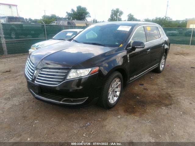 2017 Lincoln MKT, VIN: 2LMHJ5NK0HBL01367