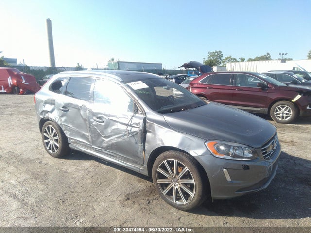 2016 Volvo XC60, VIN: YV449MRMXG2917429