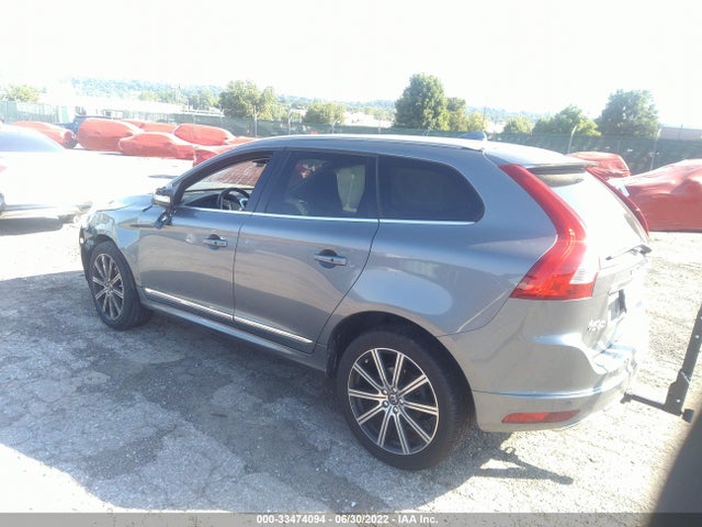 2016 Volvo XC60, VIN: YV449MRMXG2917429