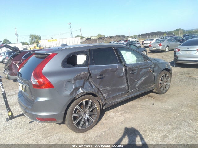 2016 Volvo XC60, VIN: YV449MRMXG2917429