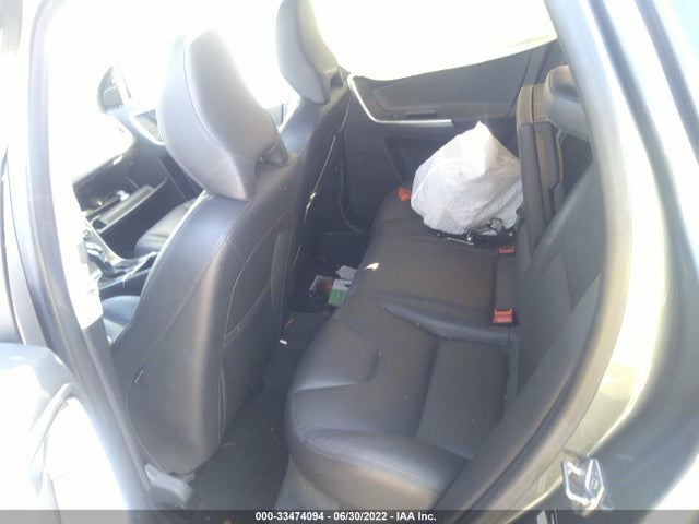 2016 Volvo XC60, VIN: YV449MRMXG2917429