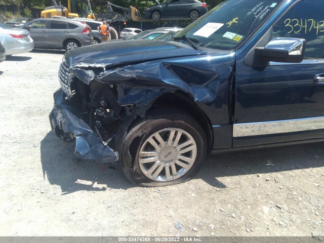 2014 Lincoln Navigator, VIN: 5LMJJ2J53EEL02795