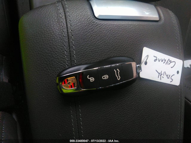 2017 Porsche Cayenne, VIN: WP1AA2A25HKA86286