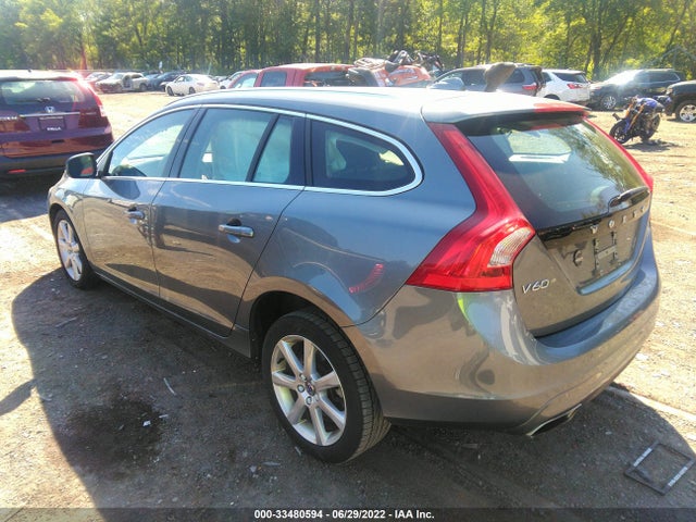 2017 Volvo V60, VIN: YV140MSK6H1359912