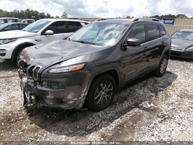 1C4PJLCB6GW208255 Jeep Cherokee Latitude