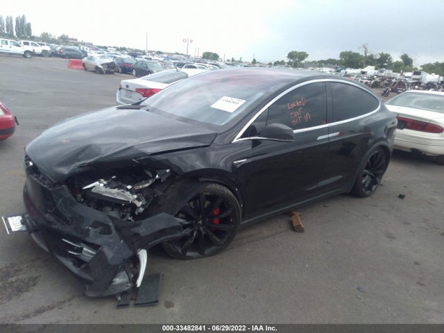 2016 Tesla Model X, VIN: 5YJXCBE4XGF003187