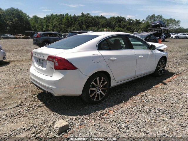 2018 Volvo S60, VIN: LYV402HK0JB172679