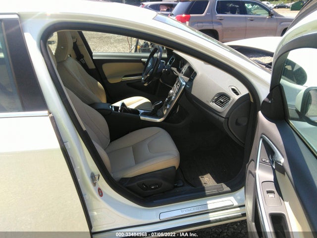 2018 Volvo S60, VIN: LYV402HK0JB172679