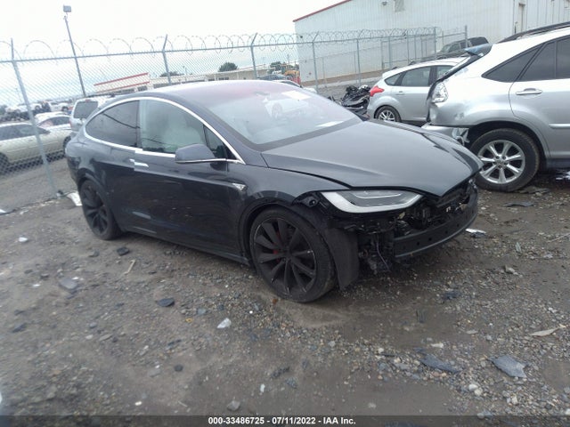 2016 Tesla Model X, VIN: 5YJXCAE4XGF003149