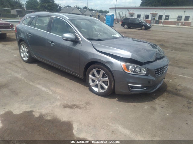 2016 Volvo V60, VIN: YV140MEK4G1302831