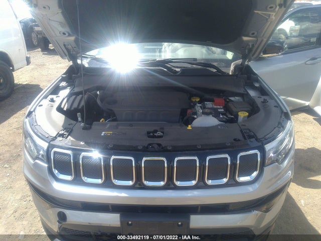 2022 Jeep Compass, VIN: 3C4NJDCB6NT107913