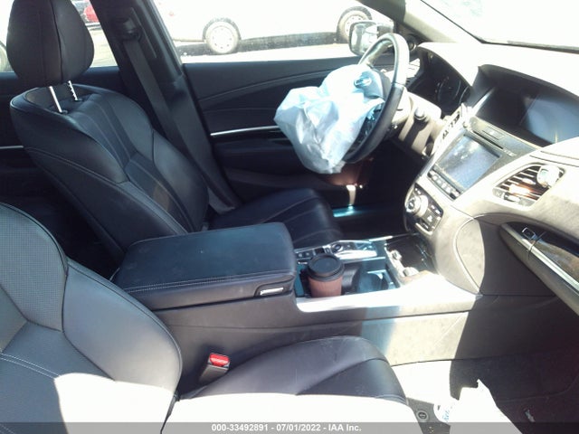 2018 Acura RLX, VIN: JH4KC1F52JC001142
