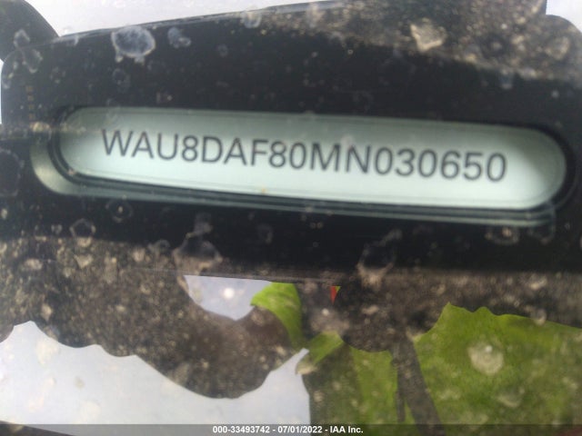 2021 Audi A8, VIN: WAU8DAF80MN030650