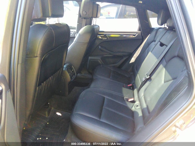 2016 Porsche Macan, VIN: WP1AB2A59GLB58073