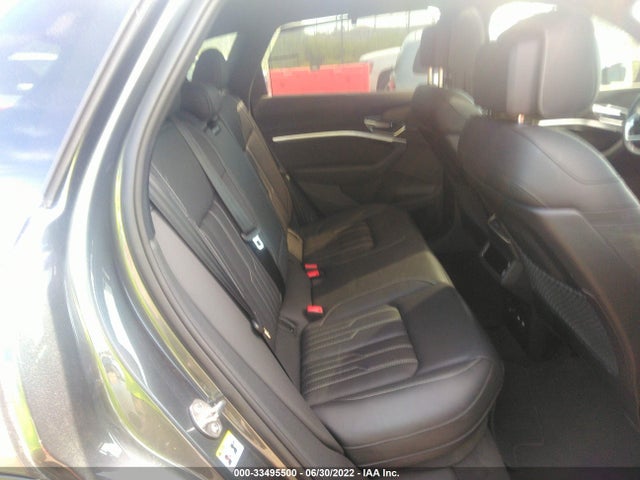 2019 Audi e-tron, VIN: WA1VAAGE5KB007764