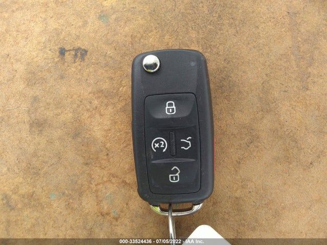 2022 Volkswagen Passat, VIN: 1VWSA7A31NC008389