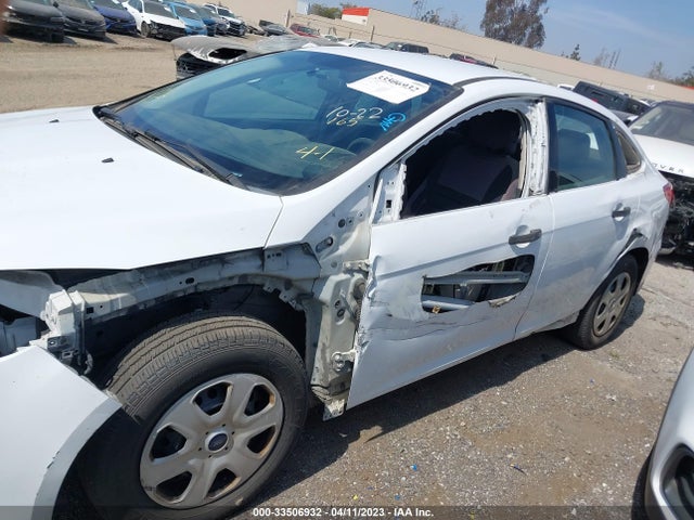 Ford FOCUS S 2016 1FADP3E23GL387800 Image 8