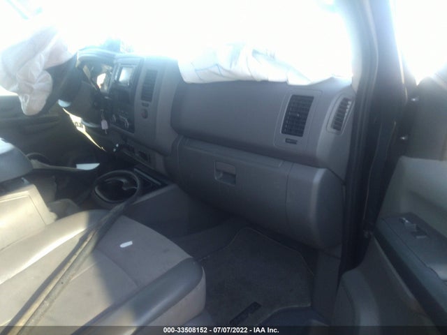2016 Nissan NV, VIN: 5BZBF0AAXGN853856