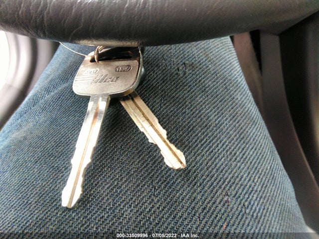 2002 TOYOTA CAMRY LE/SE/XLE VIN: 4T1BE32KX2U047280