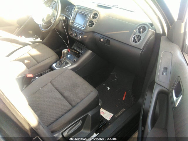 WVGBV7AX9HK047361 Volkswagen TIGUAN