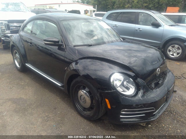 2018 Volkswagen Beetle, VIN: 3VWFD7AT1JM706387
