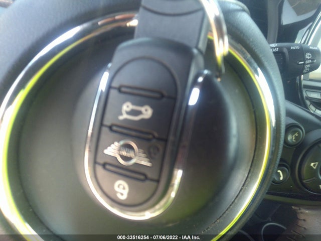 2021 Mini Hardtop, VIN: WMWXR3C04M2N86937