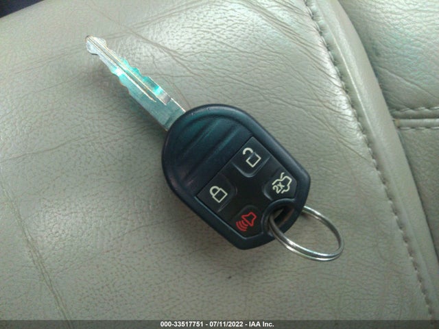 33517751 :رقم المزاد ، 1FM5K8D88DGC37682 vin ، 2013 Ford Explorer Xlt مزاد بيع