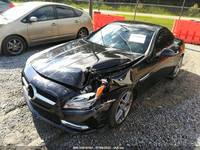 2015 Mercedes-Benz SLK-Class, VIN: WDDPK4HA5FF104072