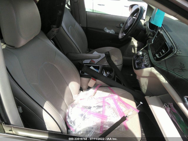 2018 Chrysler Pacifica Hybrid, VIN: 2C4RC1N72JR237610