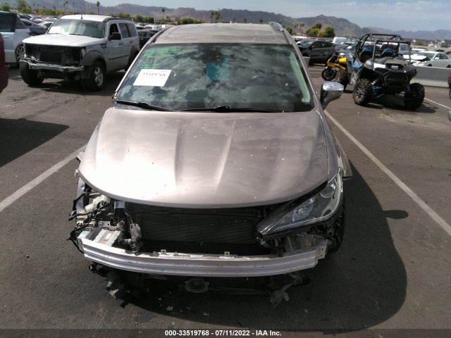 2018 Chrysler Pacifica Hybrid, VIN: 2C4RC1N72JR237610