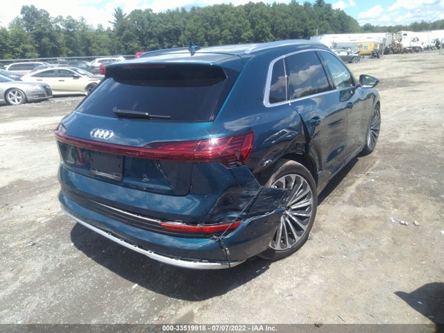 2019 Audi e-tron, VIN: WA1VABGE8KB010180