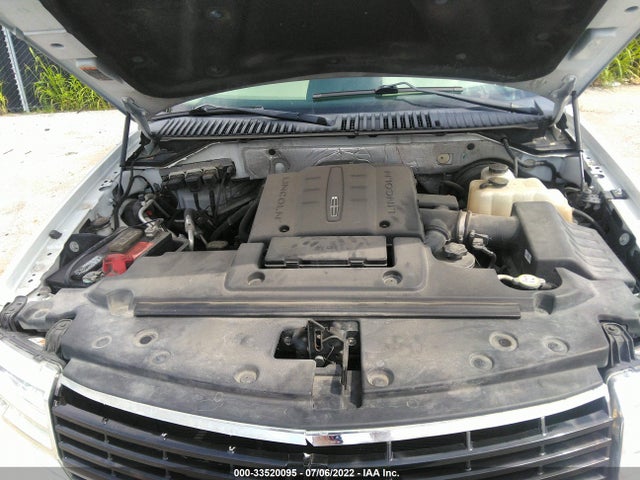 2014 Lincoln Navigator, VIN: 5LMJJ3H54EEL03708