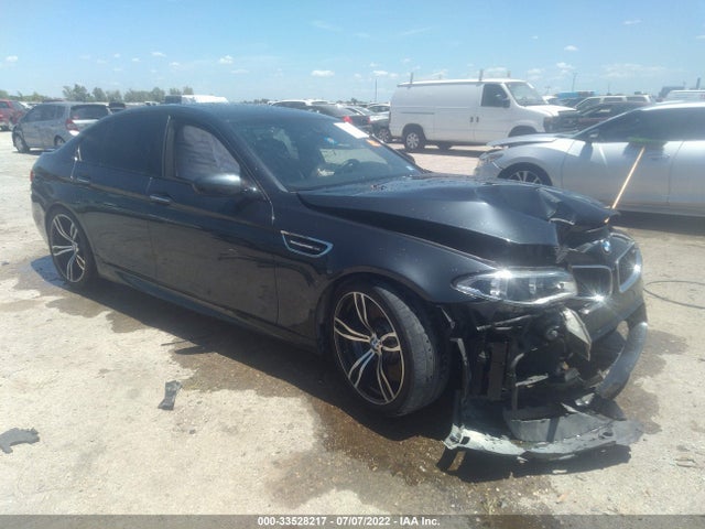 2015 BMW M5, VIN: WBSFV9C50FD594977