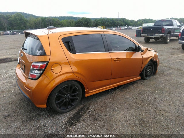 2018 Chevrolet Sonic, VIN: 1G1JD6SB1J4113212