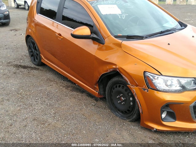 2018 Chevrolet Sonic, VIN: 1G1JD6SB1J4113212