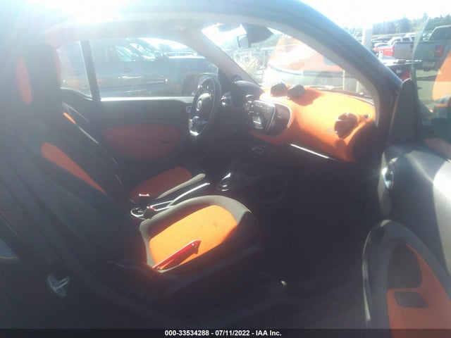 2016 Smart Fortwo, VIN: WMEFJ5DA7GK059392