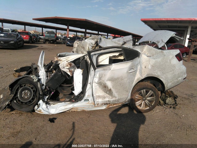 3VW2B7AJ4HM357237 Volkswagen Jetta 1.4t S