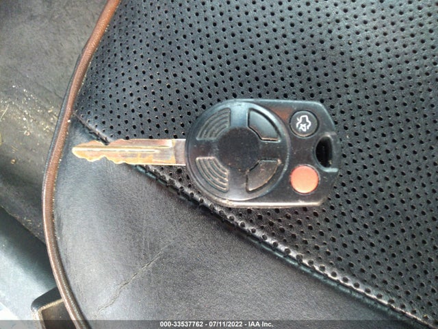 Lincoln MKZ 2010 3LNHL2GC3AR637936 Image 3