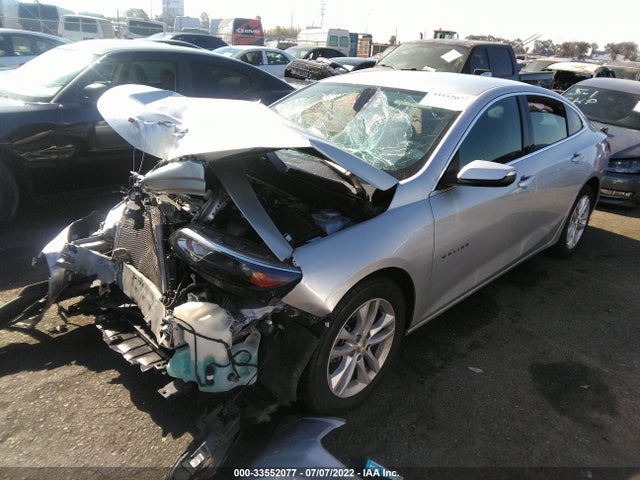 Chevrolet MALIBU LT 2018 1G1ZD5ST4JF252275 Image 2