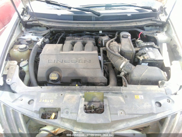 Lincoln MKT 2011 2LMHJ5FRXBBJ53795 Image 10