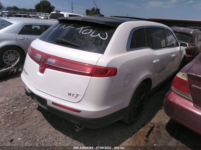 Lincoln MKT 2011 2LMHJ5FRXBBJ53795 Image 4
