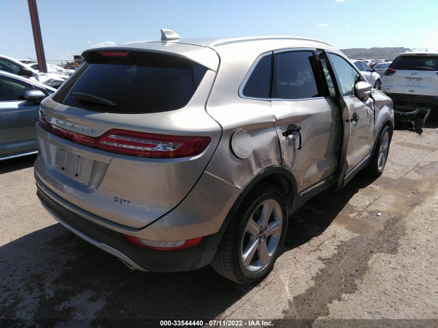 2017 Lincoln MKC, VIN: 5LMCJ1C99HUL33658