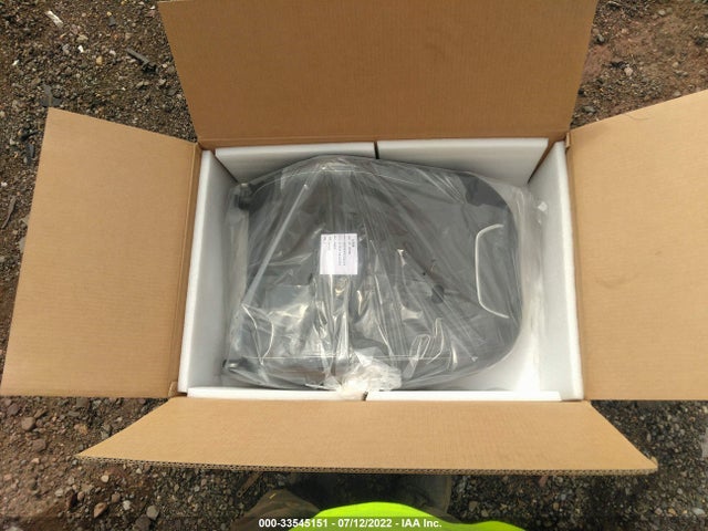 2022 Genesis GV70, VIN: KMUMADTB8NU045333