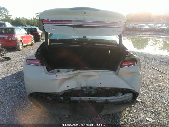 2015 Lincoln MKZ, VIN: 3LN6L2G90FR620188