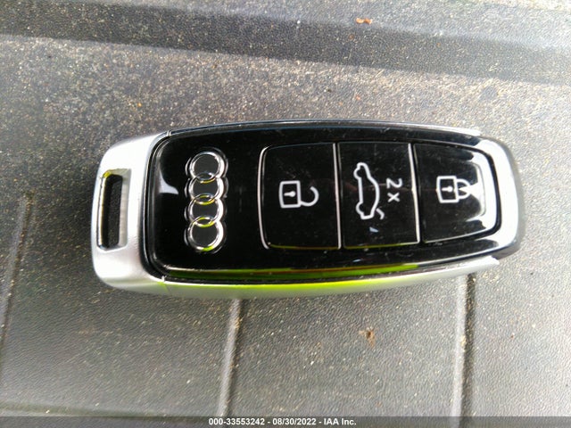 2020 Audi Q8, VIN: WA1EVAF12LD016298