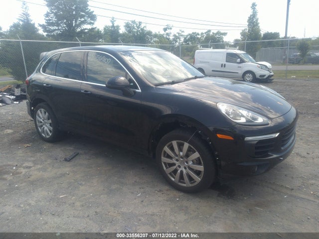 2015 Porsche Cayenne, VIN: WP1AB2A21FLA56111
