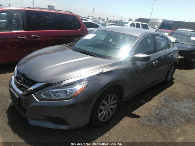 1N4AL3AP8HC475940 Nissan 2017