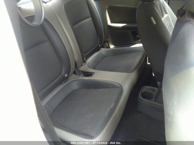 2015 Volkswagen Beetle, VIN: 3VWF17AT2FM656454